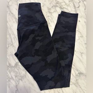 Lululemon Align Leggings 25” Camo Deep Coal Multi Size 2